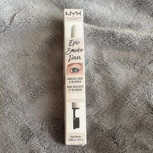NYX Epic Smoke Liner - Soft White